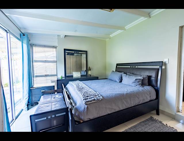 4 BEDROOM FREESTANDING FOR SALE IN BEACON BAY